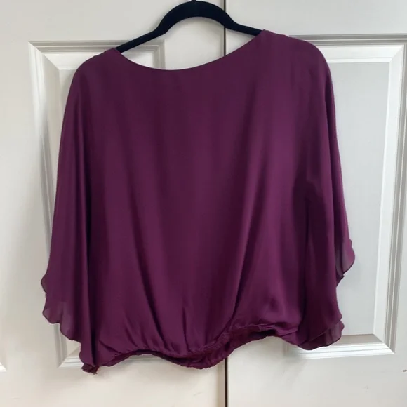 Alice and Olivia flowy top plum Butterfly sleeve  “Noelle shirt” - Picture 2 of 8